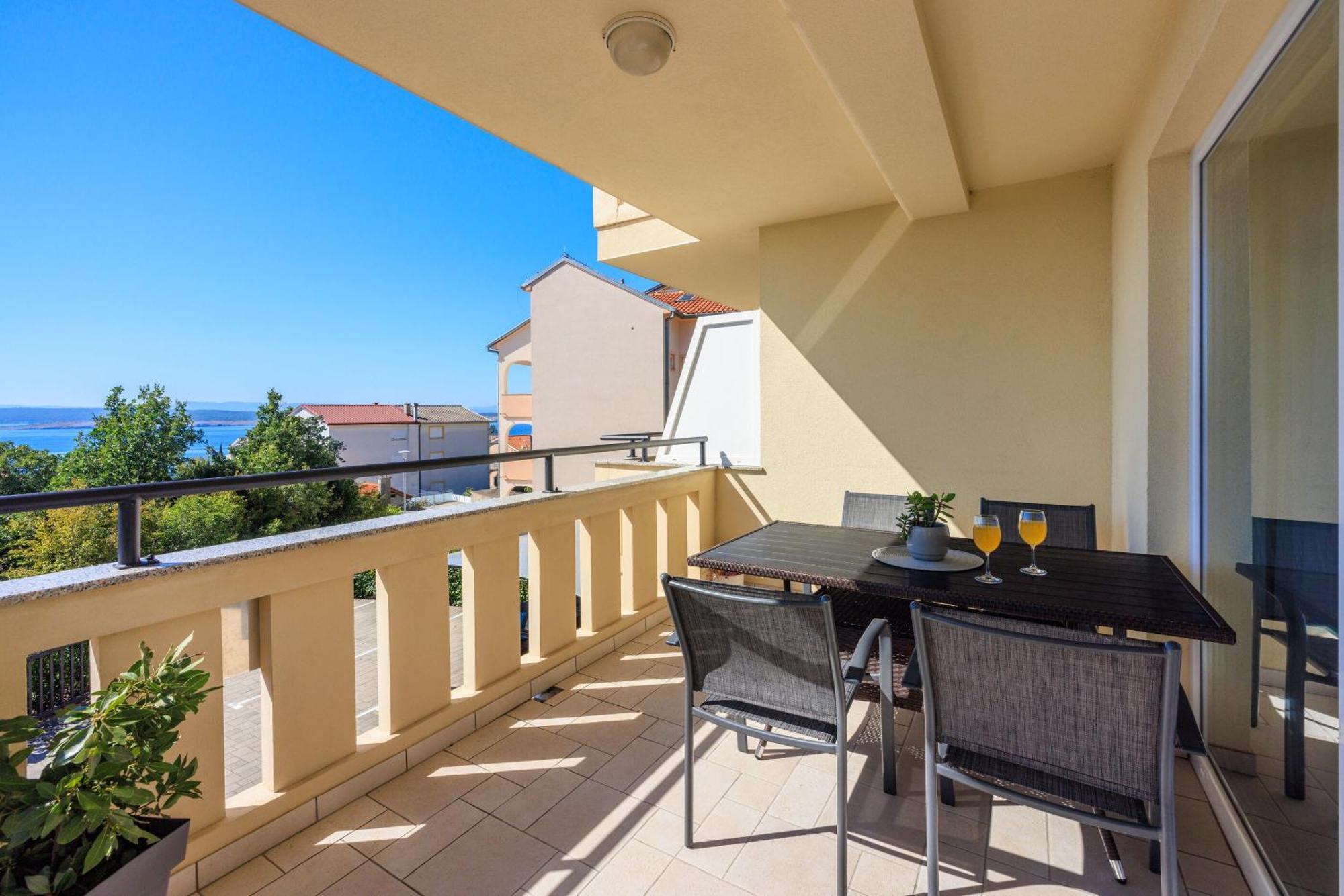 Apartments Petak Novi Dramalj Zewnętrze zdjęcie